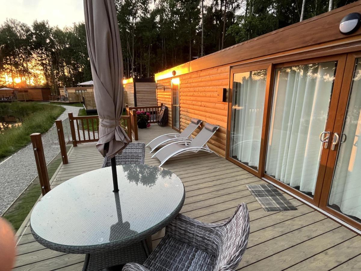 Oak Boutique Lodge Includes Hot Tub Air Con & Dog York Exterior foto